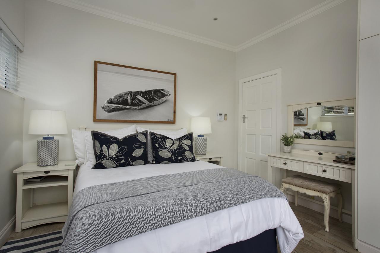 Ocean Hideaway Bed And Breakfast Amanzimtoti Bagian luar foto
