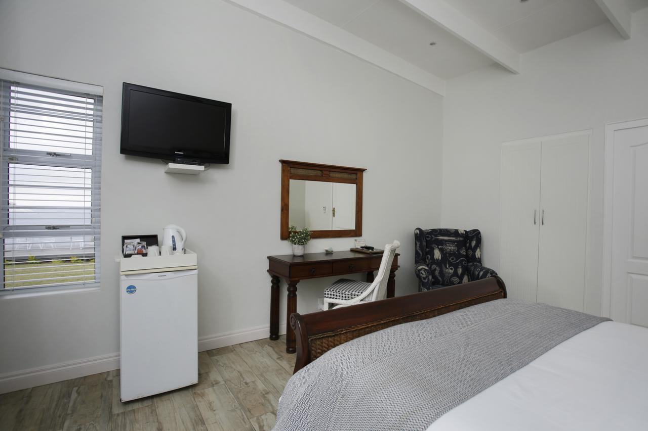 Ocean Hideaway Bed And Breakfast Amanzimtoti Bagian luar foto